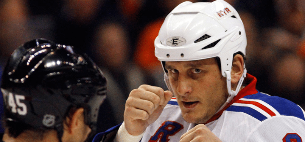 Derek Boogaard hockey fight